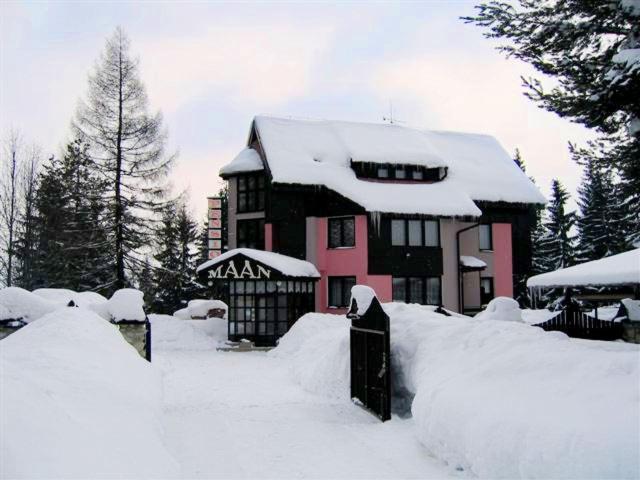 Pension Maan Татранска-Штрба Экстерьер фото